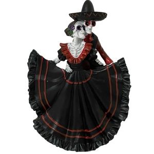 NU Dia De Los Muertos skeleton gentleman and lady couple statues 6.5”tall